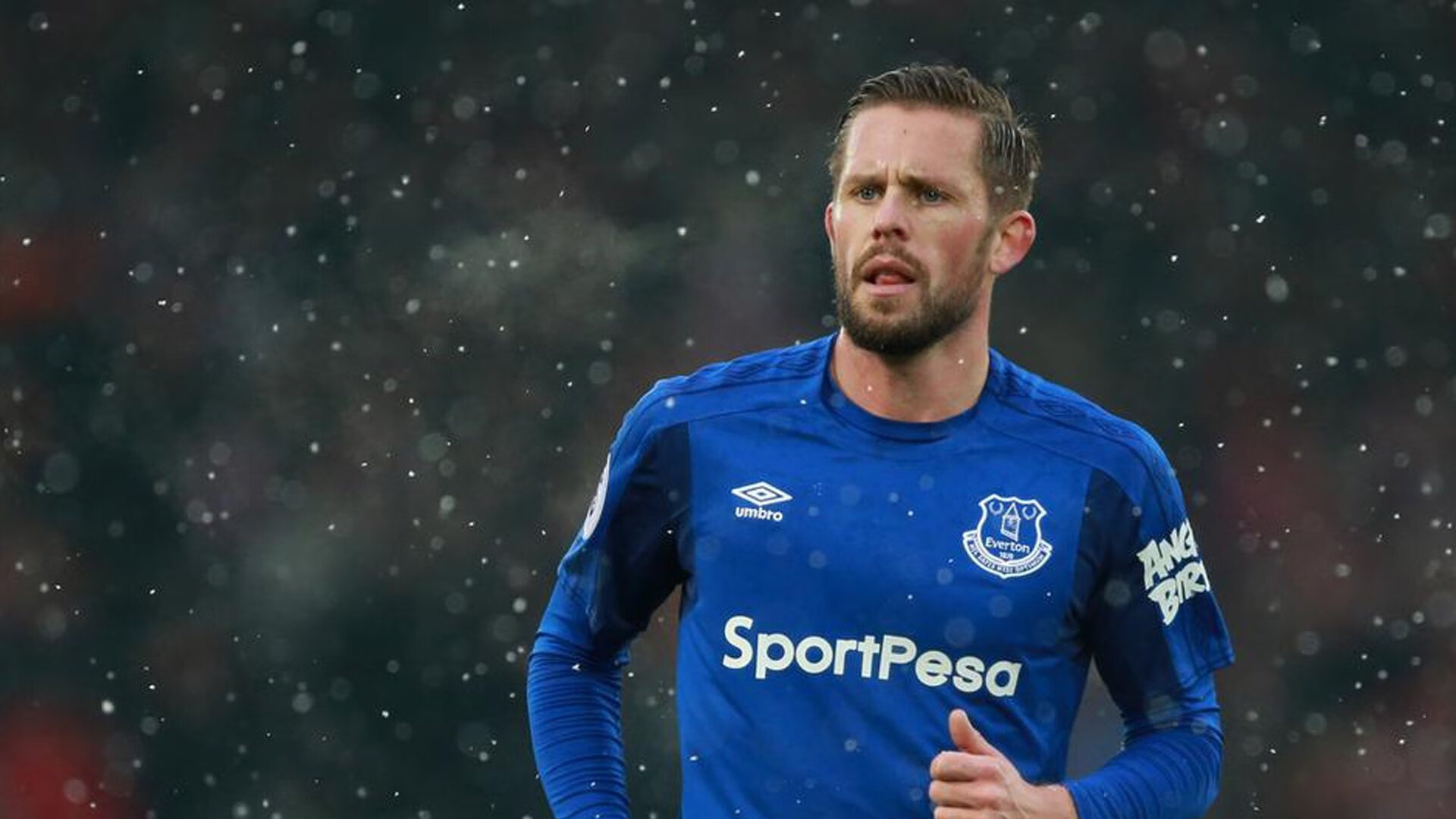 安东·李恩：全黑队中场的“节奏控制者”，每次突破都带来全新的进攻